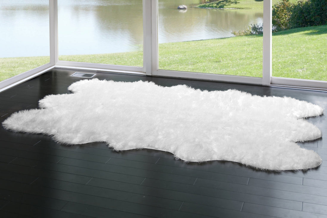 Faux Sheepskin Fur Area Rug Runner Sheepskin-like Shape White 7x5